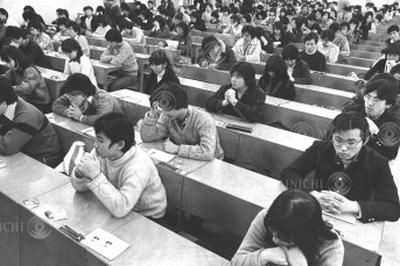 1976年5月29日辰时女出世的命运