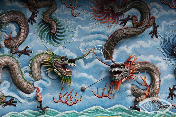 七六年属龙人2024年全年运势