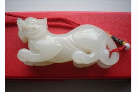 属蛇的人适合与什么生肖结婚