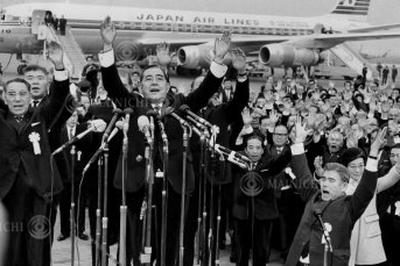 1969年生属鸡人士2022年安康运势详解